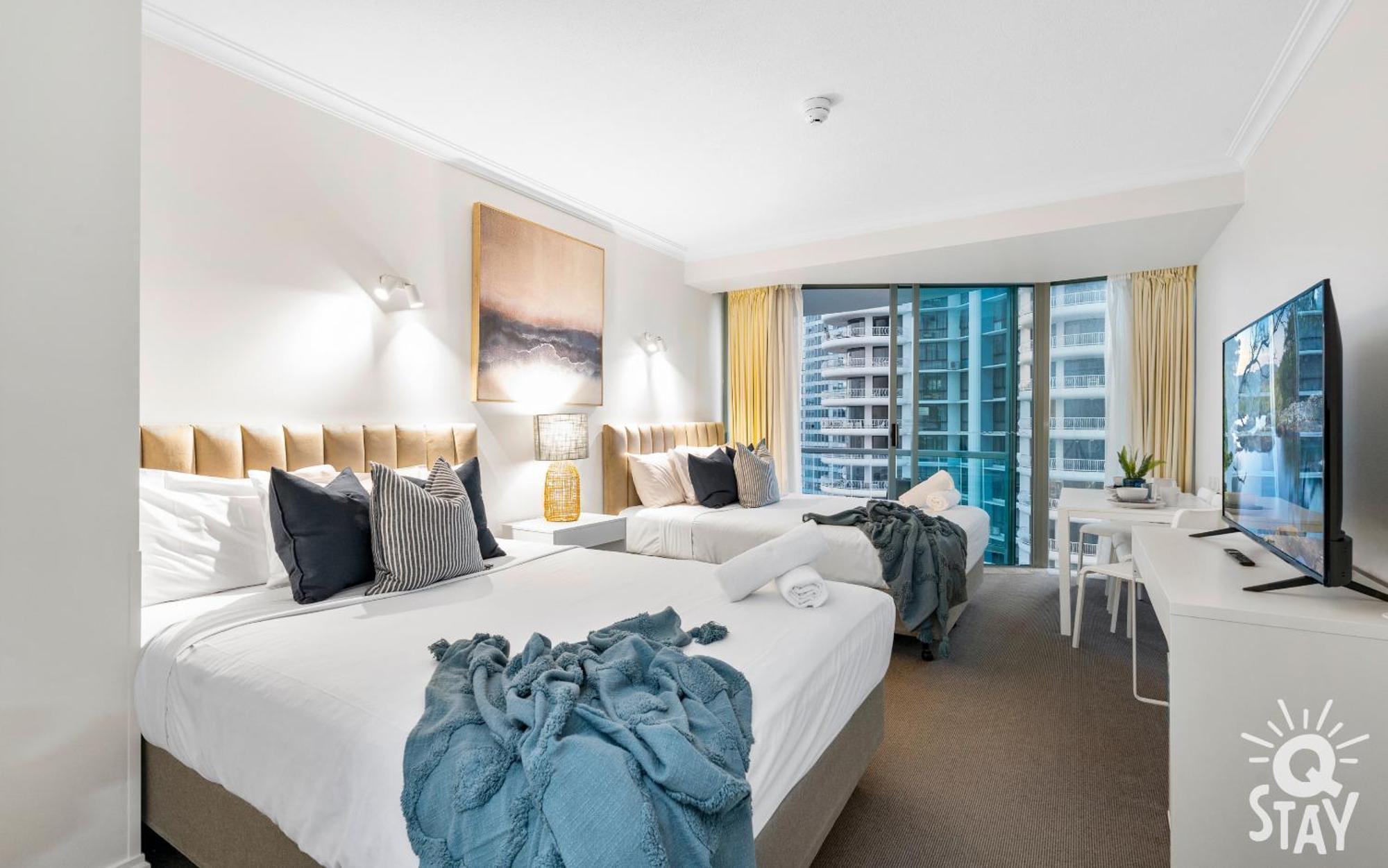 Legends Surfers Paradise MID WEEK MADNESS DEAL - Q Stay Gold Coast Exterior foto