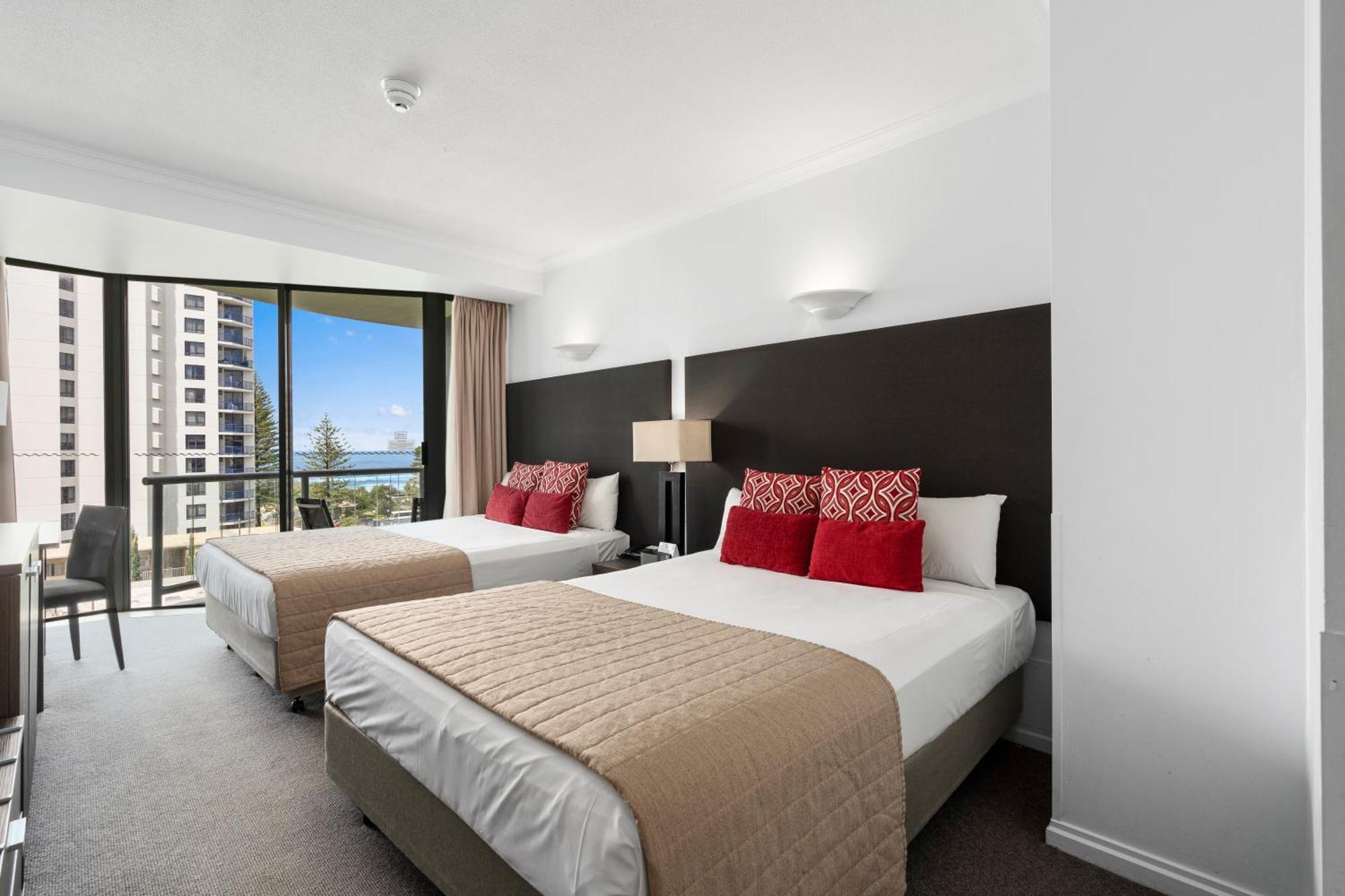 Legends Surfers Paradise MID WEEK MADNESS DEAL - Q Stay Gold Coast Exterior foto