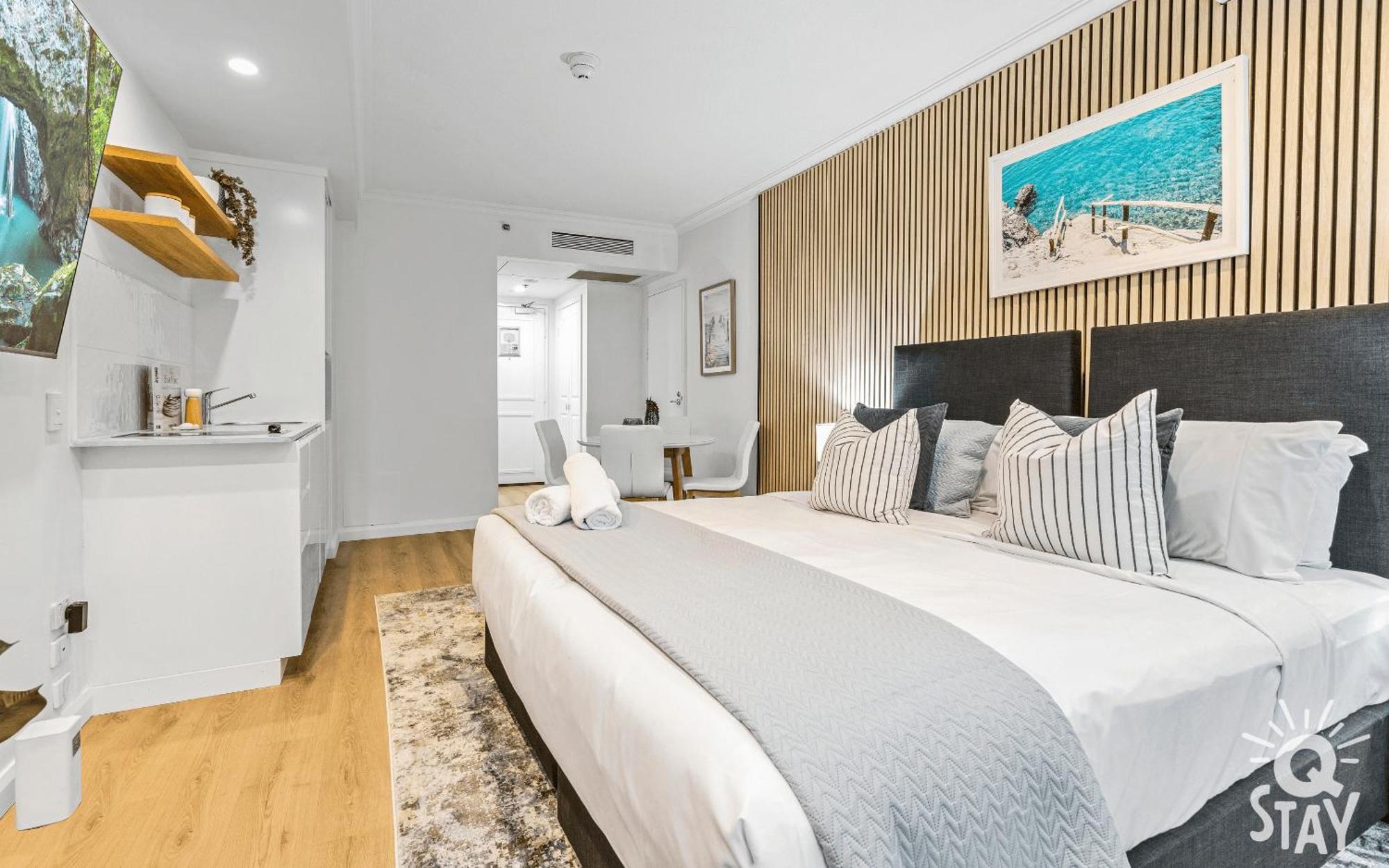 Legends Surfers Paradise MID WEEK MADNESS DEAL - Q Stay Gold Coast Exterior foto