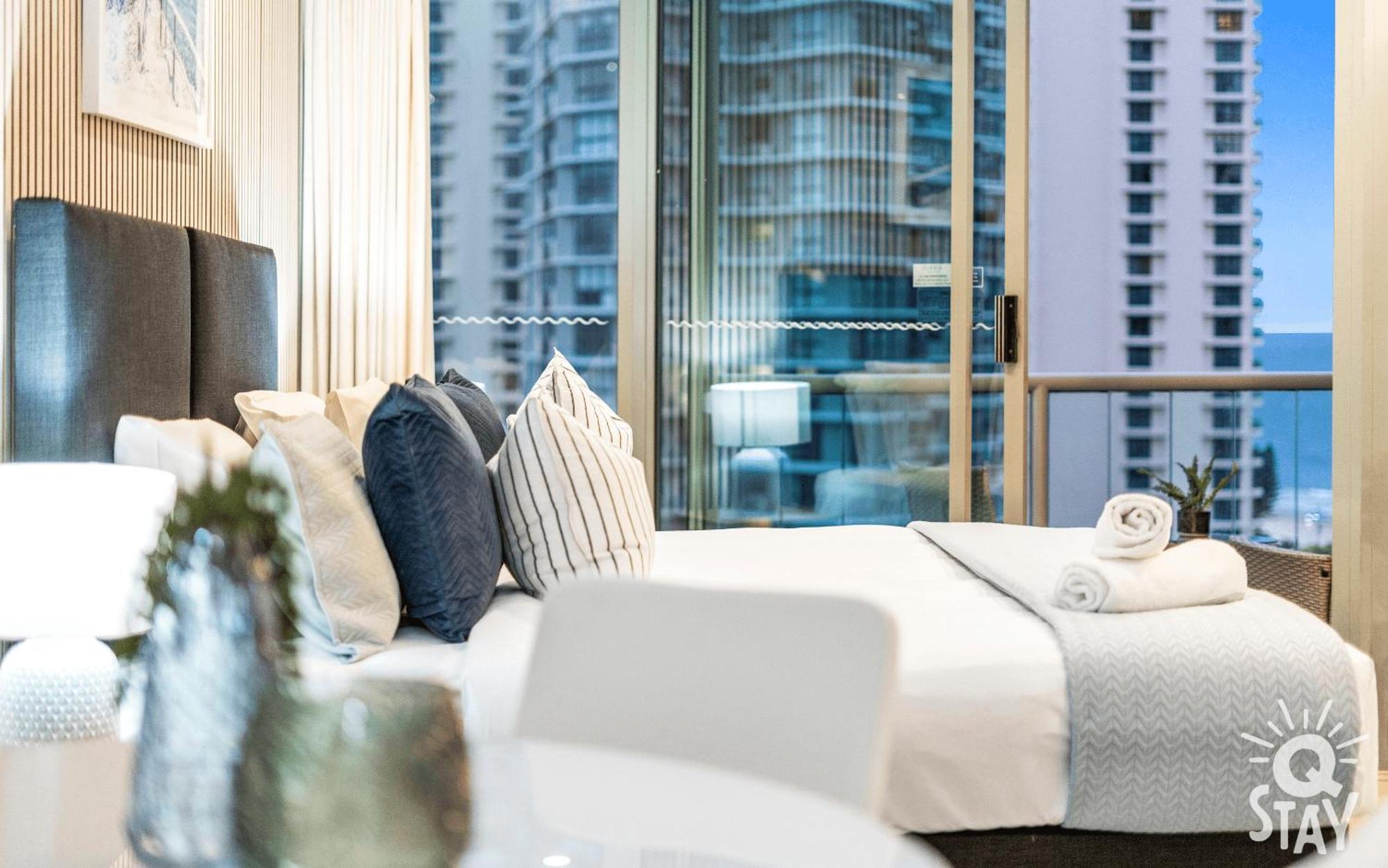 Legends Surfers Paradise MID WEEK MADNESS DEAL - Q Stay Gold Coast Exterior foto